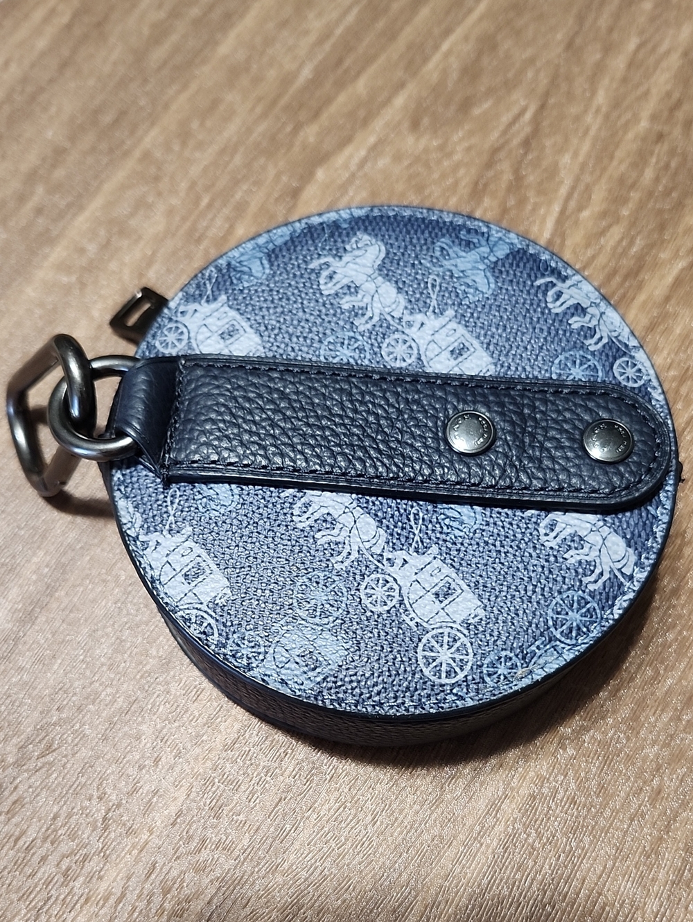 Coach Navy Hybrid Round Leather Case with Blue Carriage Print -- NWOT - Picture 3 of 5